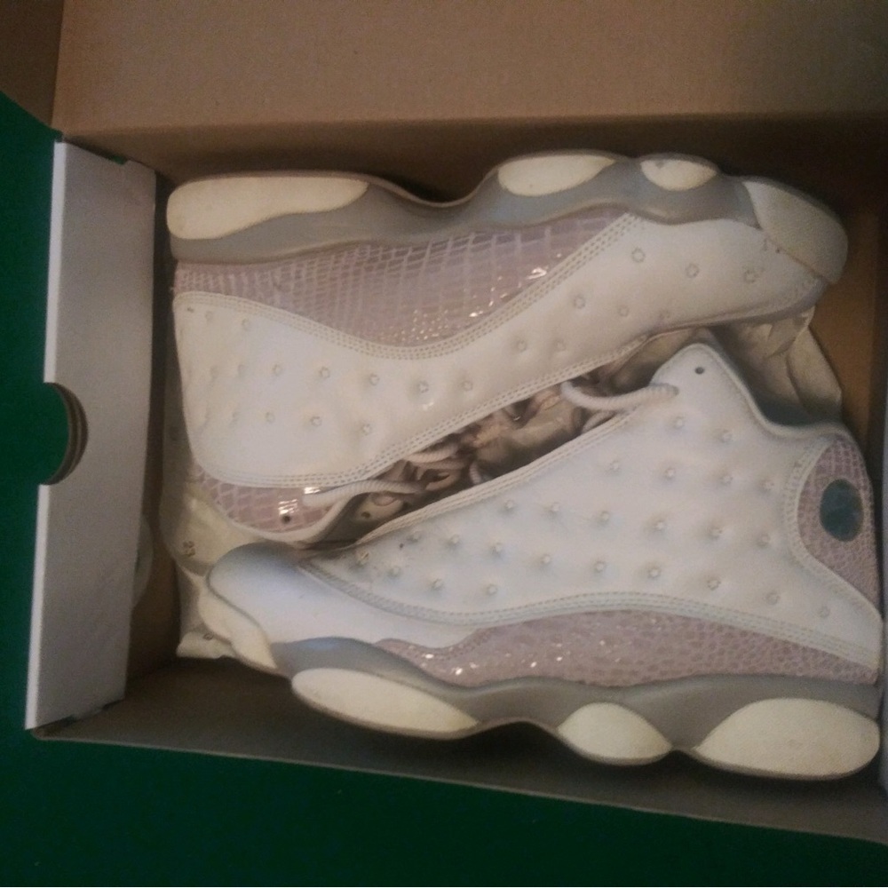 Jordan 13 worn twice size 10 women’s